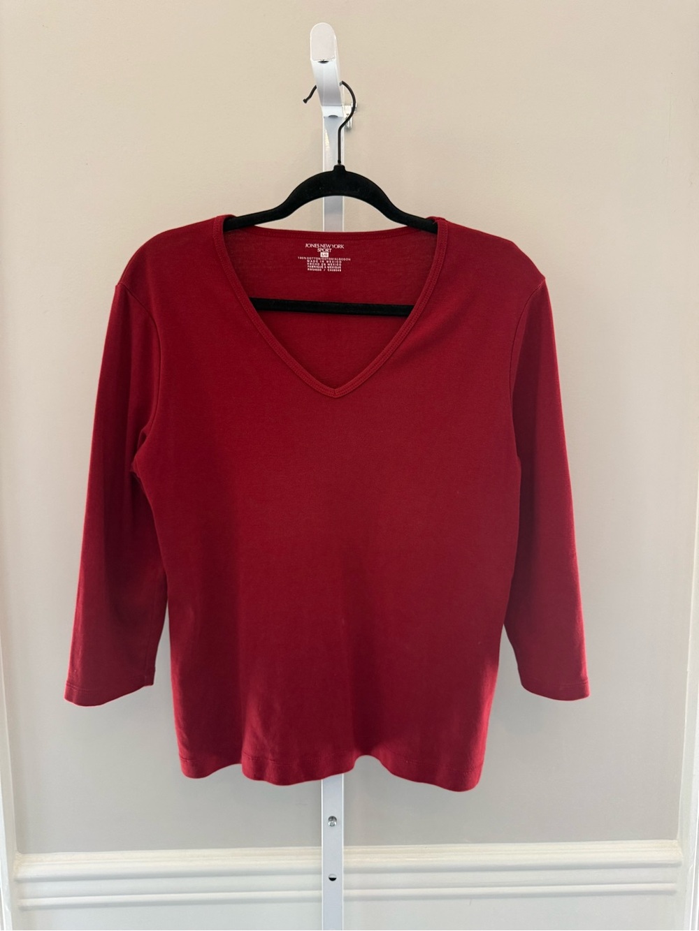 Jones New York Sport Red V-Neck Top 3/4 Sleeve Women’s Sz L Like New